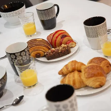 Le Coup De Coeur - A 4min Du Sanctuaire - 1min Des Commerces - 3pers *