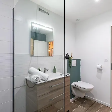 Le Coup De Coeur - à 4min Du Sanctuaire - 1min Des Commerces - 3pers *