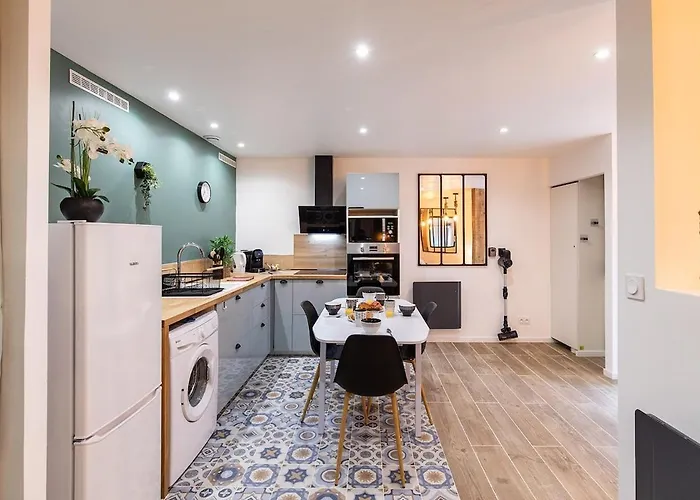 Le Coup De Coeur - A 4min Du Sanctuaire - 1min Des Commerces - 3pers 卢德