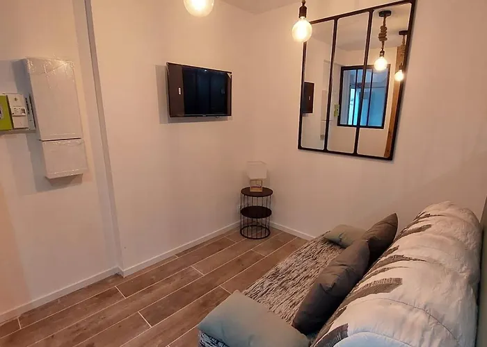 Le Coup De Coeur - A 4min Du Sanctuaire - 1min Des Commerces - 3pers 卢德