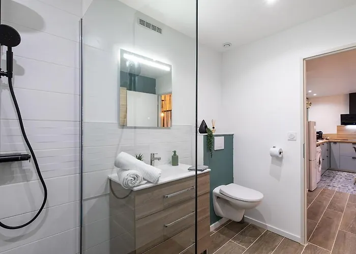 Le Coup De Coeur - A 4min Du Sanctuaire - 1min Des Commerces - 3pers *